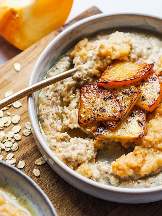 Hafer-Vanille-Porridge mit Khakimus - vegan & glutenfrei